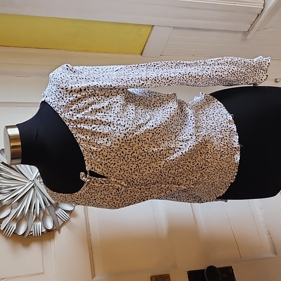 Womens blouse by timing size L - Picture 3 of 9